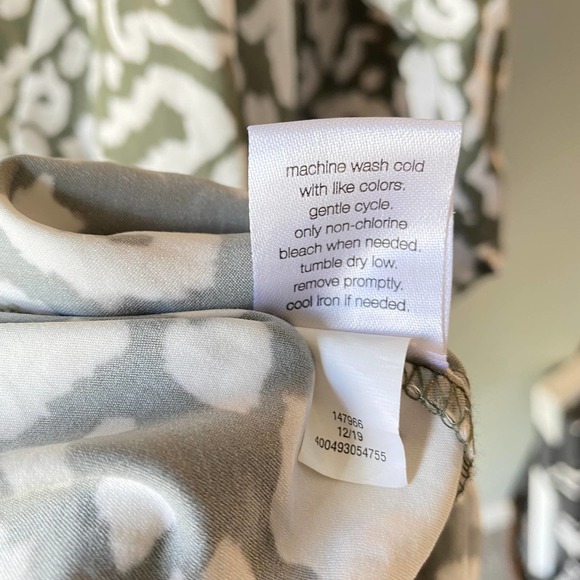 Elizabeth and James Green + White animal print long sleeve shirt dress, Size XL - Picture 12 of 12